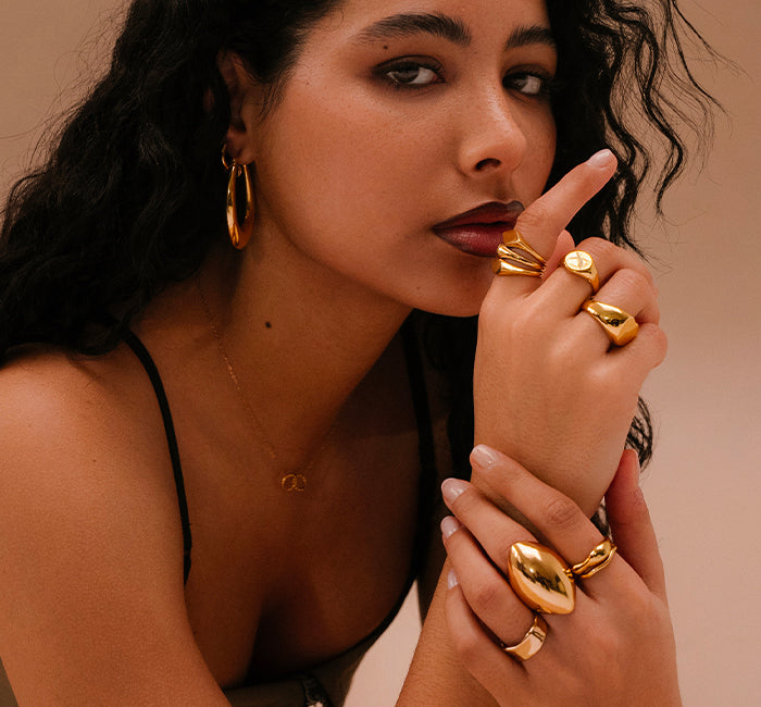 Découvrez-en plus sur notre new drop Intemporels !