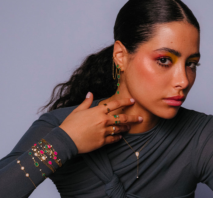 Ça vous dit un cours de gemmologie avec les pierres naturelles de l'AEC Paris ?