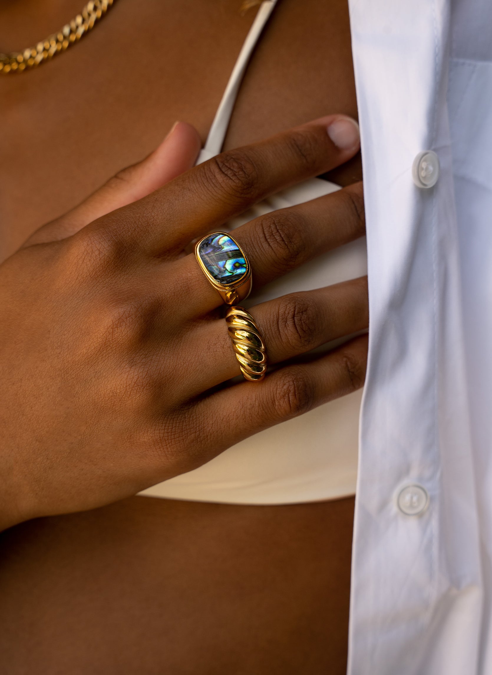 Large ring Aquarius