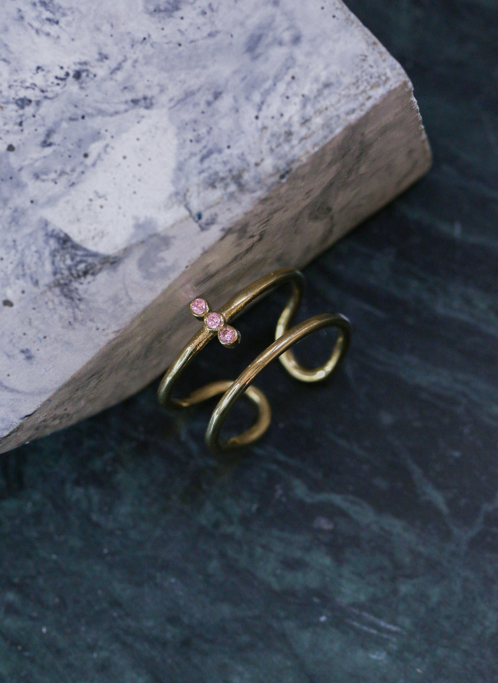 Thin ring Nyx