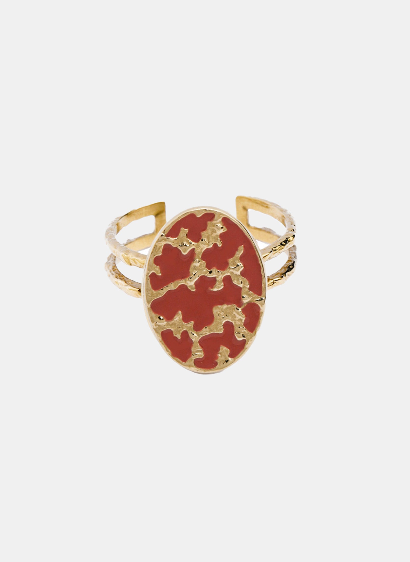 Large ring Ourea