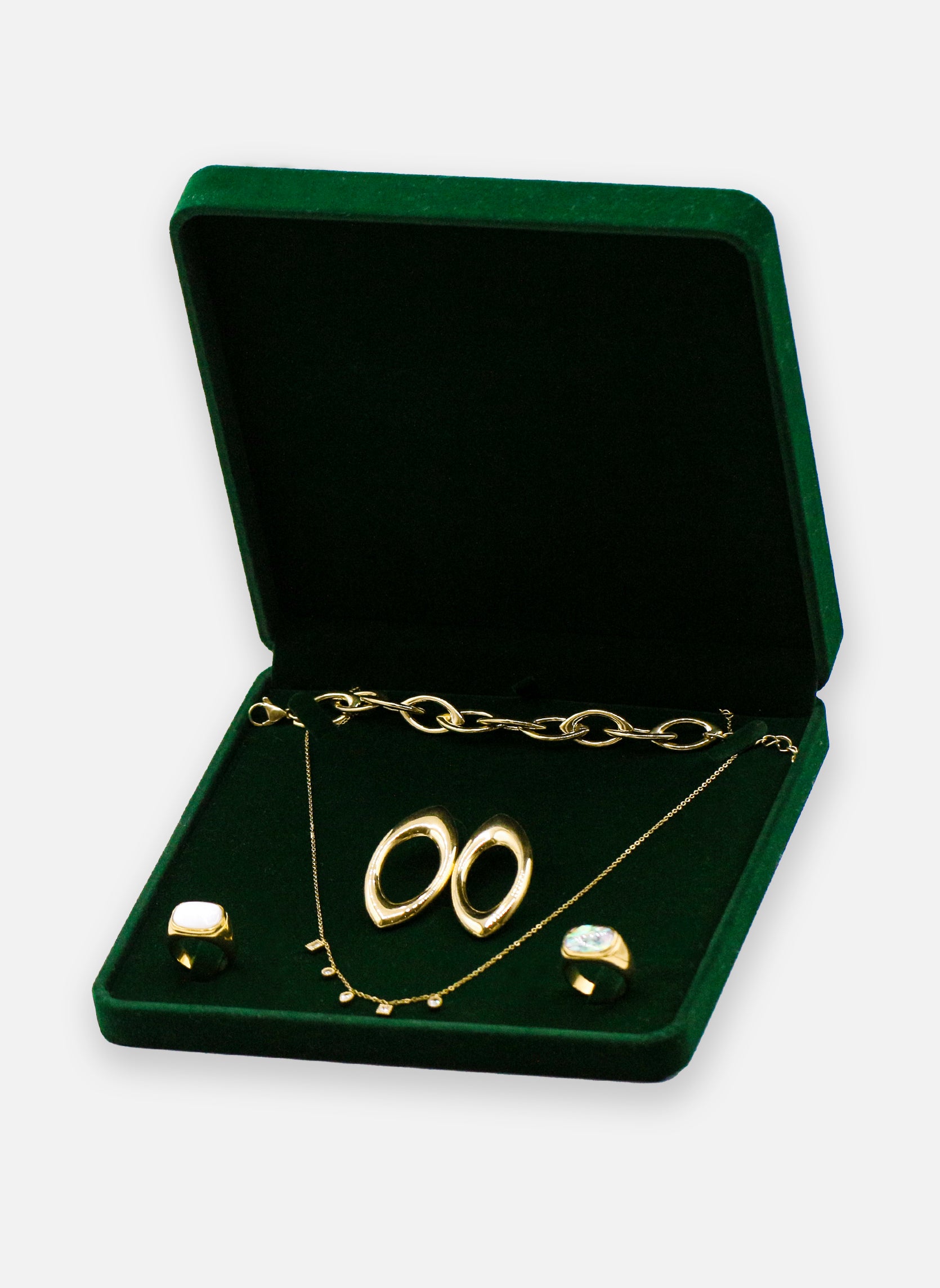 Large box for 6 jewelry pieces