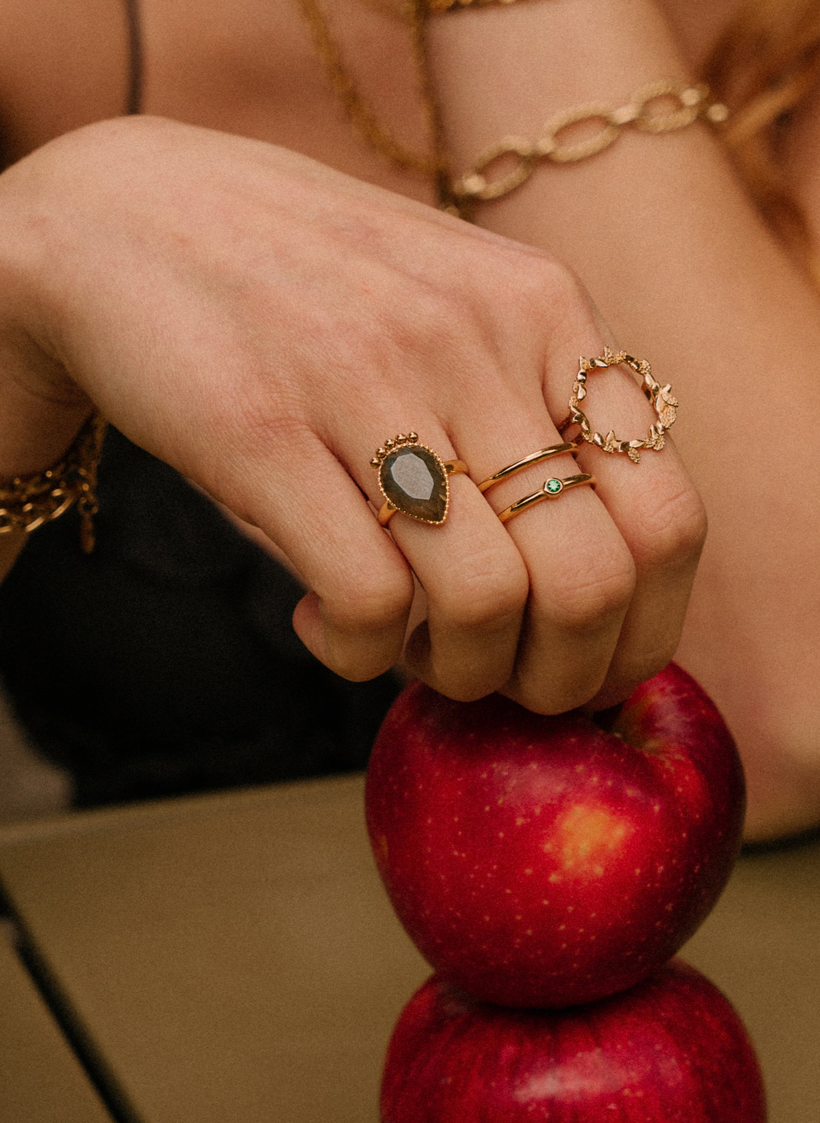 Large ring Thalia