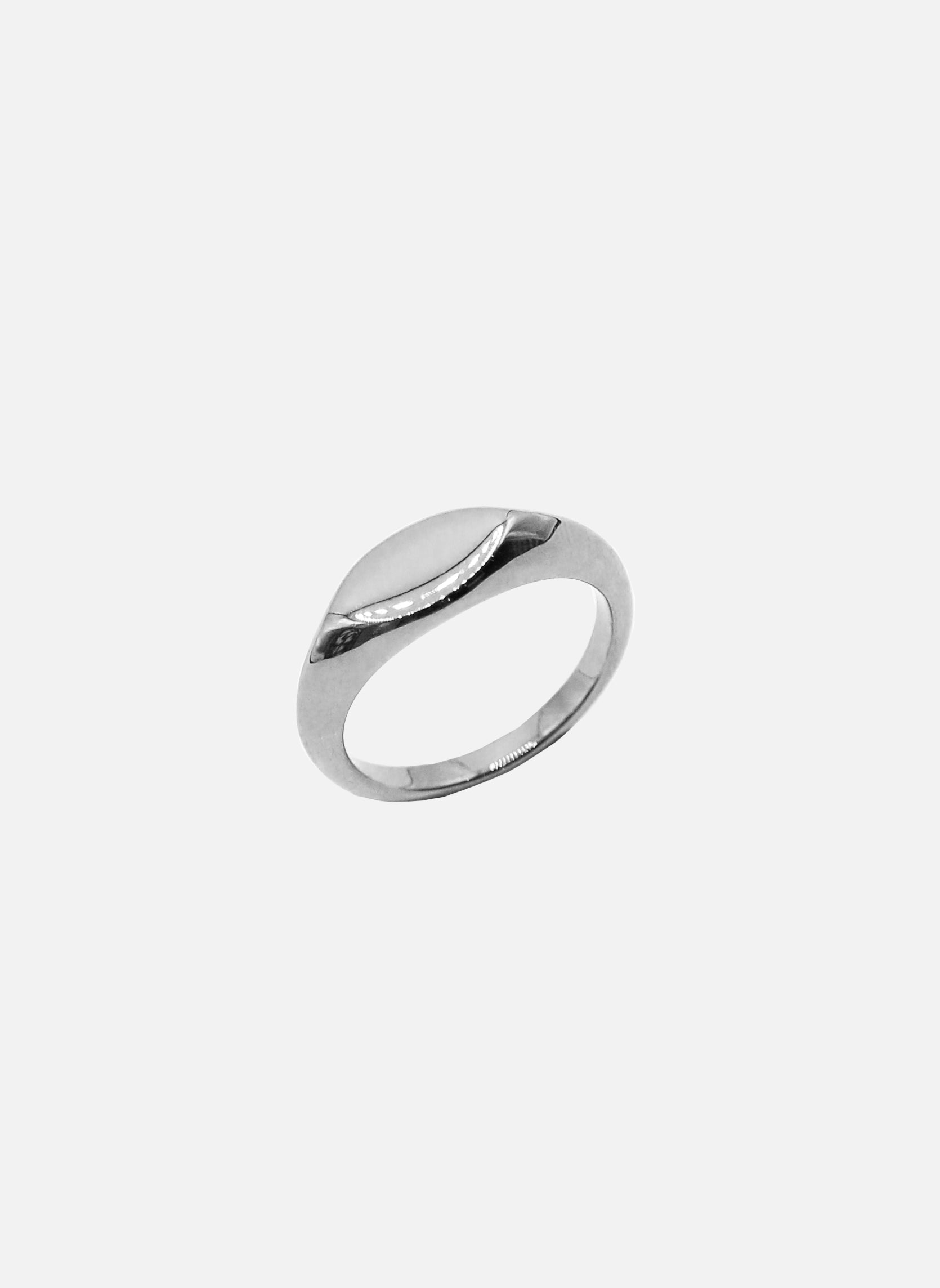 Thin ring Wade