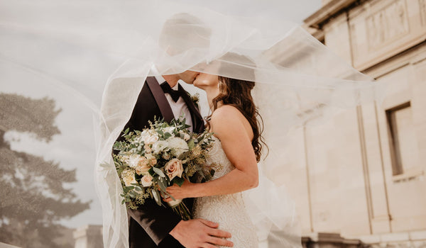 Comment choisir ses bijoux de mariage | L'AEC