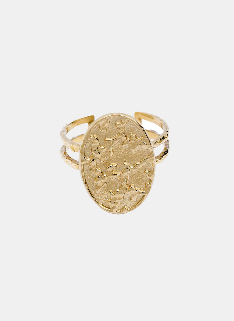 Large ring Ourea