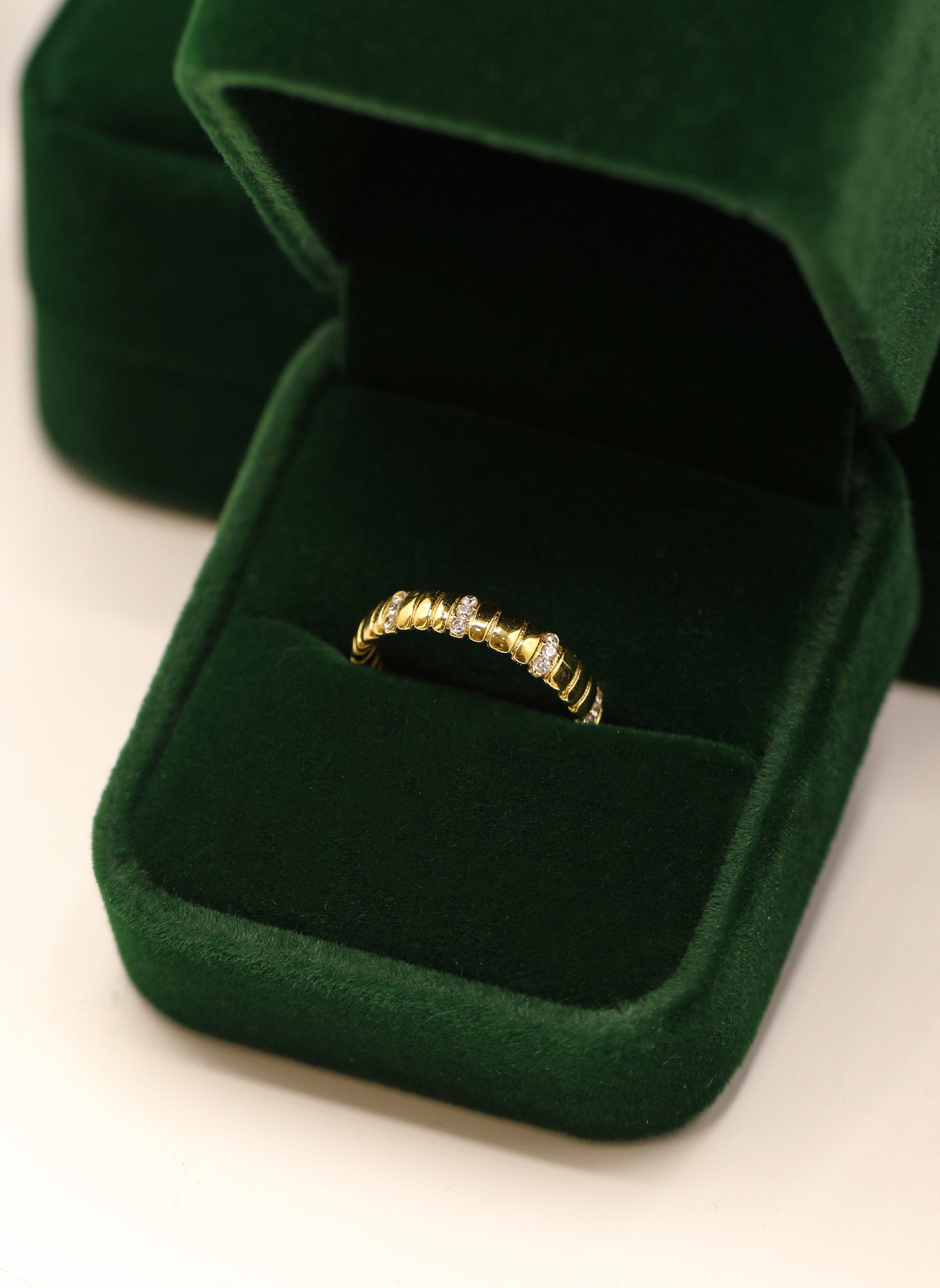 Thin ring Prisha Étoilée